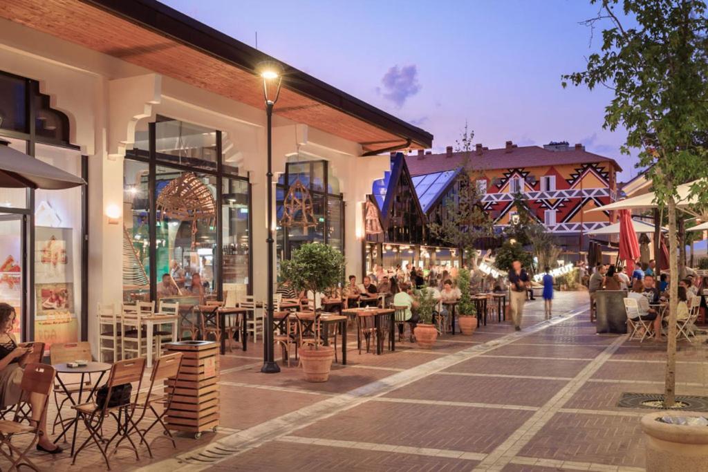 New Bazaar Hotel Tirana Exterior photo